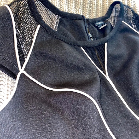 Torrid Black & White Top - Picture 3 of 4